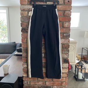 TNA Golden sweatpants